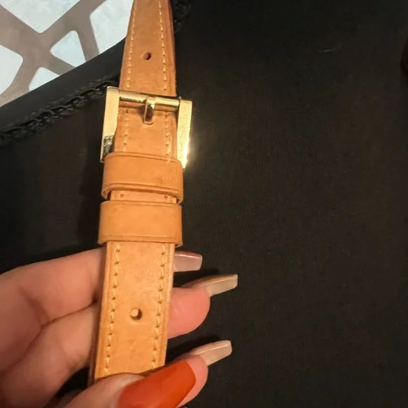 Louis Vuitton Thompson Street  Mustard Yellow Monogram Embossed Shoulder Bag - Picture 5 of 9